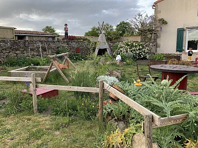 Jardin de soins sevremoine torfou enfants ime